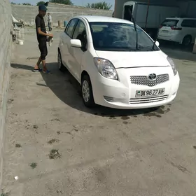 Toyota Yaris 2008