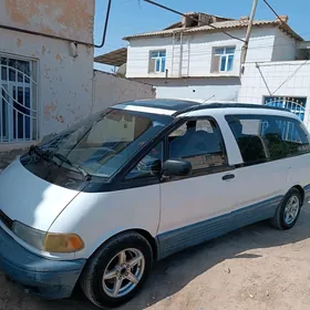 Toyota Previa 1993