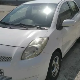 Toyota Yaris 2010