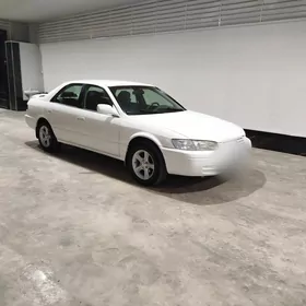 Toyota Camry 1998