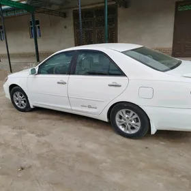 Toyota Camry 2003