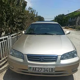 Toyota Camry 2001