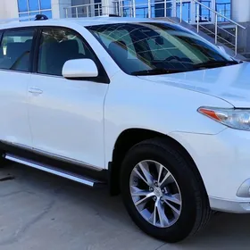 Toyota Highlander 2011