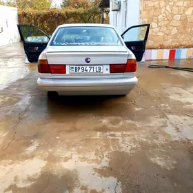 BMW E34 1992