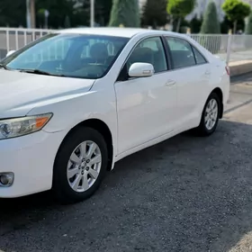 Toyota Camry 2010