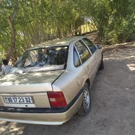 Opel Vectra 1990