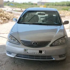 Toyota Camry 2004