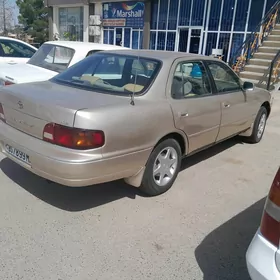 Toyota Camry 1996