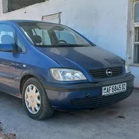 Opel Zafira 2002