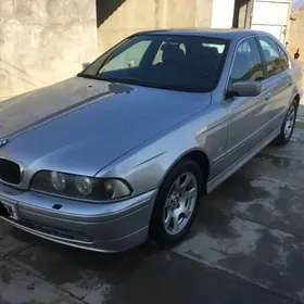 BMW E39 1998