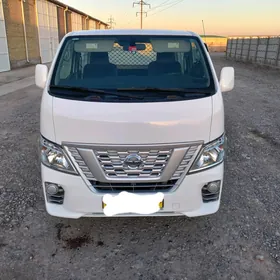 Nissan Urvan 2018