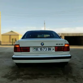 BMW 525 1990