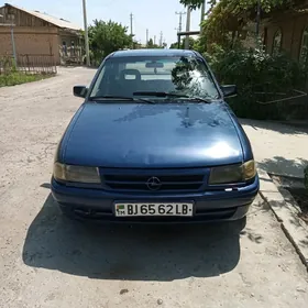 Opel Astra 1992