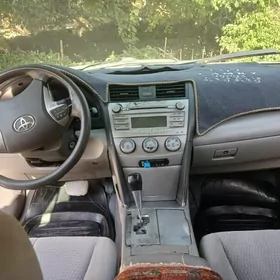 Toyota Camry 2010