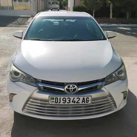 Toyota Camry 2016