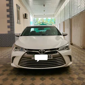 Toyota Camry 2016