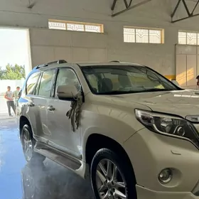 Toyota Land Cruiser Prado 2015