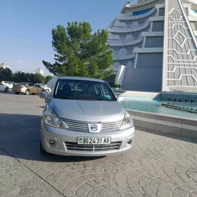 Nissan Versa 2010