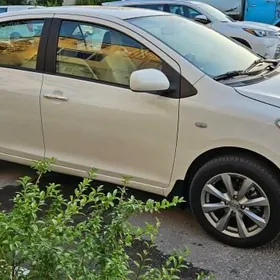 Toyota Yaris 2008