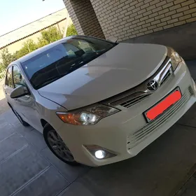 Toyota Camry 2012