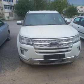 Ford Explorer 2018