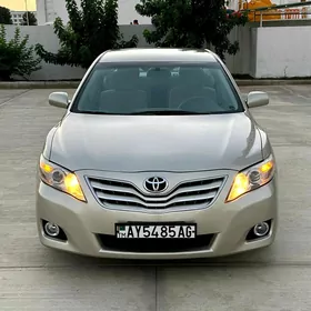 Toyota Camry 2011