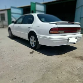 Nissan Cefiro 1994