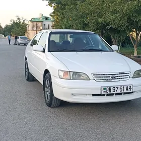 Toyota Corona 1999