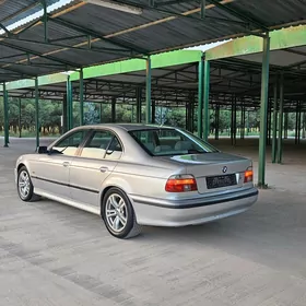 BMW E39 1999