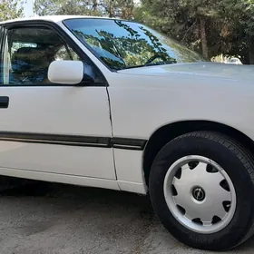 Opel Omega 1990