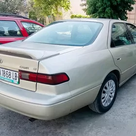 Toyota Camry 1999