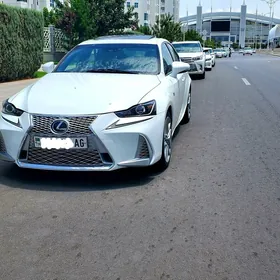 Lexus IS 200t 2017