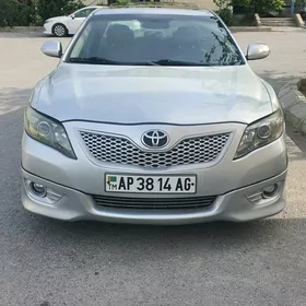 Toyota Camry 2011