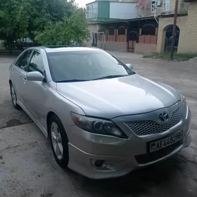 Toyota Camry 2010