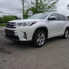 Toyota Highlander 2018