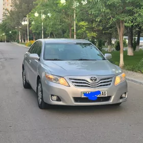 Toyota Camry 2010