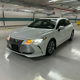 Toyota Avalon 2022