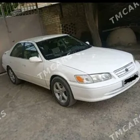 Toyota Camry 2000