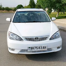 Toyota Camry 2005