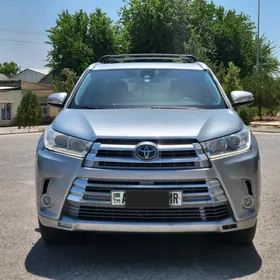 Toyota Highlander 2017