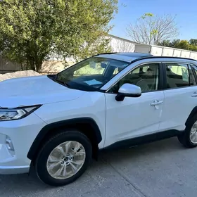 Toyota RAV4 2023