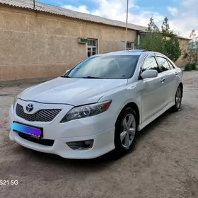 Toyota Camry 2010