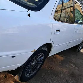 Toyota Camry 1996