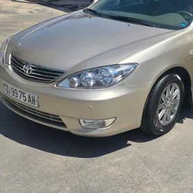 Toyota Camry 2005