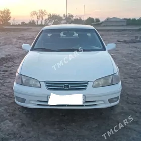 Toyota Camry 2001