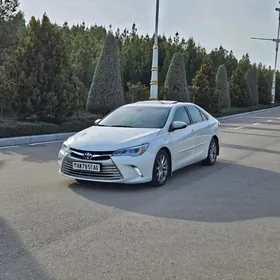 Toyota Camry 2016