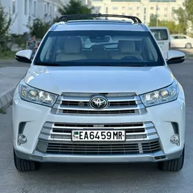 Toyota Highlander 2018