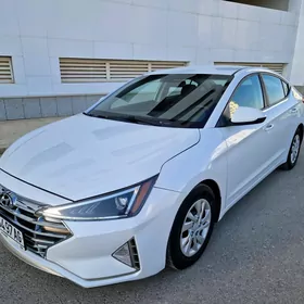 Hyundai Elantra 2019