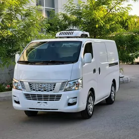 Nissan Urvan 2016