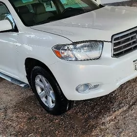 Toyota Highlander 2010